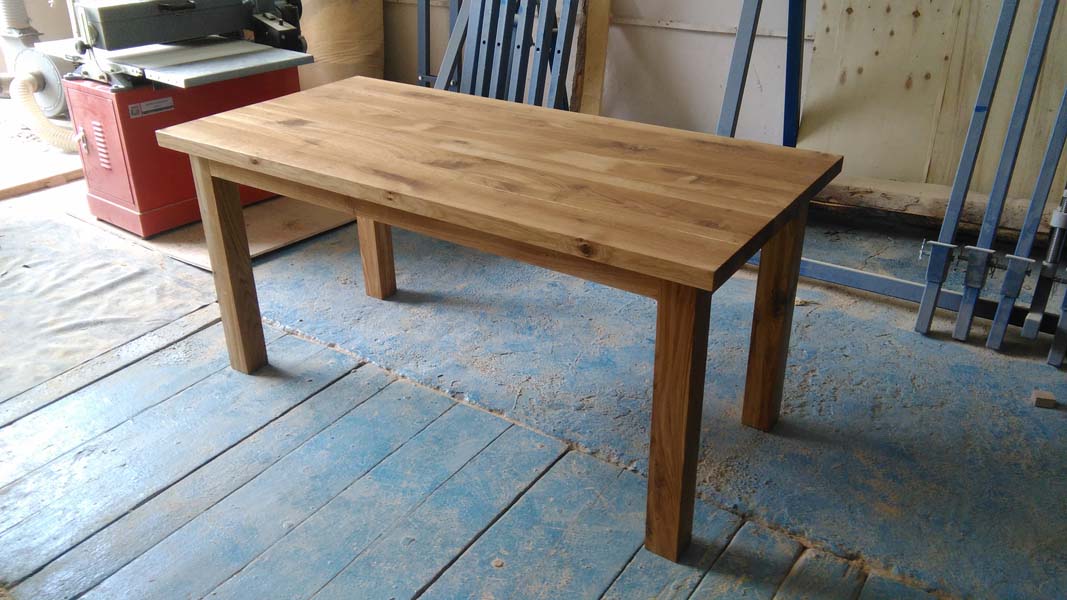 stół drewniany dębowy do jadalni