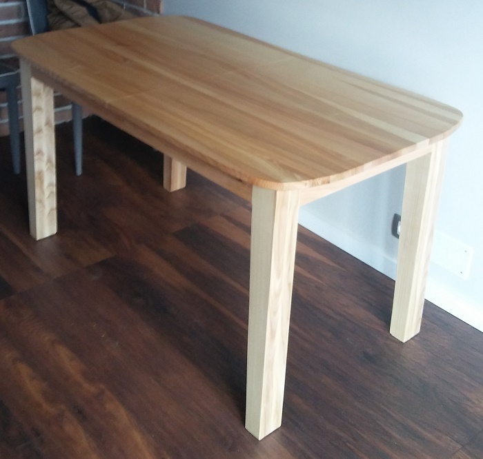 stół jesionowy z litego drewna