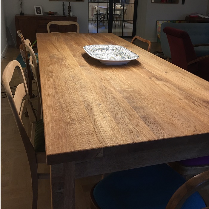 Stół drewniany postarzany